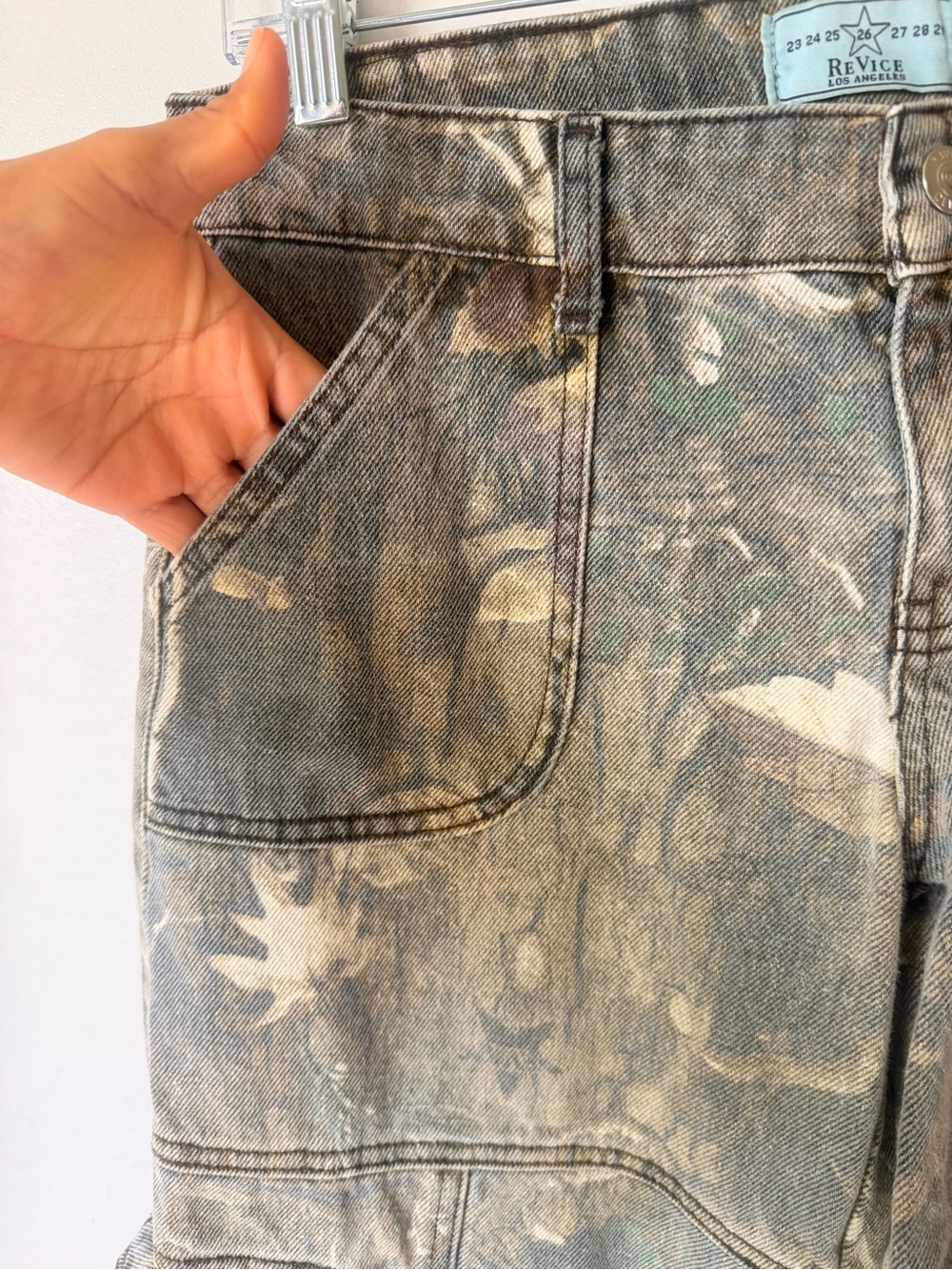 REVICE Camouflage Wide Leg Cargo Pants - Green Mix - Picture 10 of 11